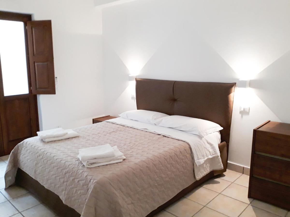 Pecorini Residence Gregory Filicudi מראה חיצוני תמונה