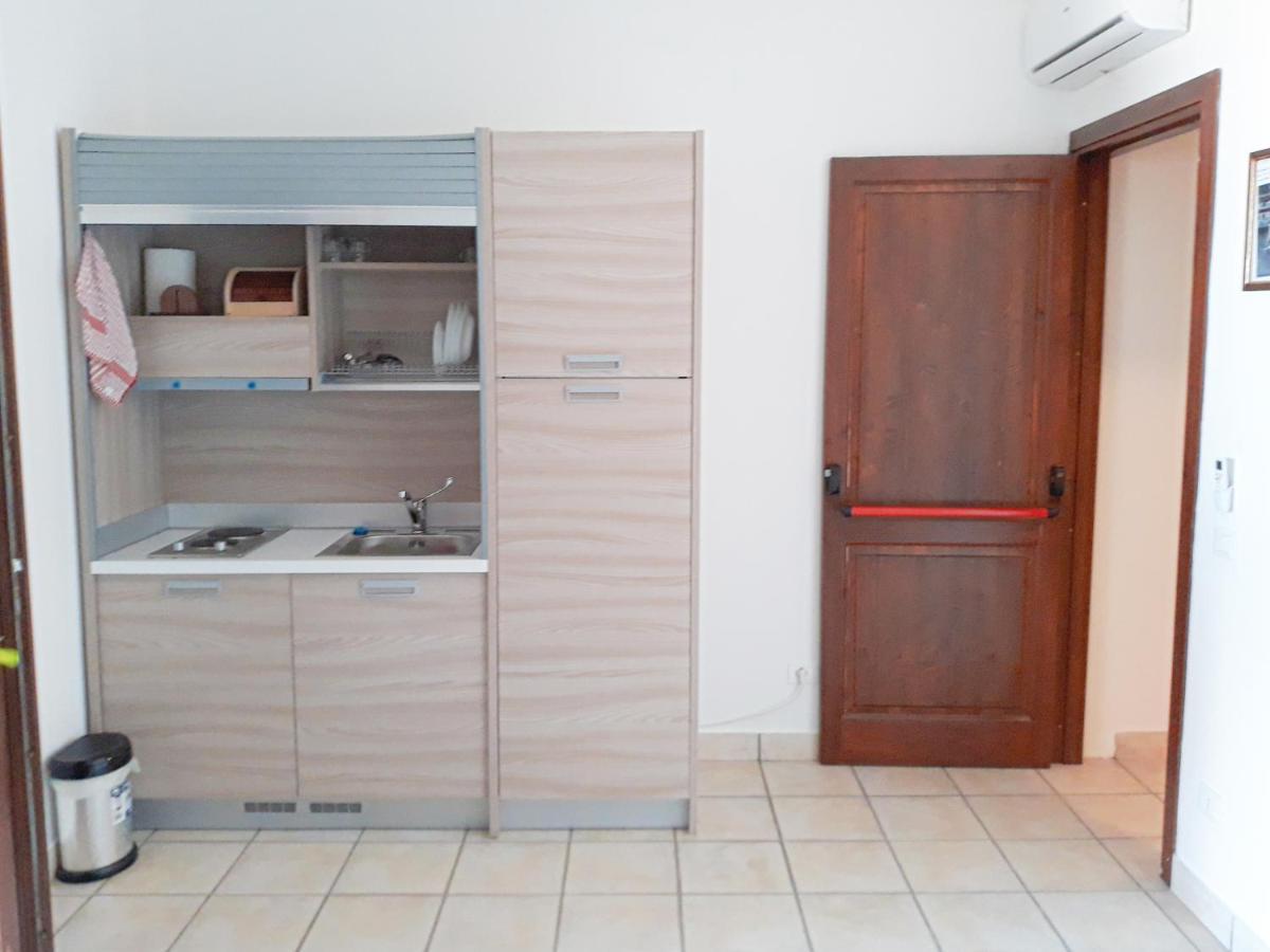 Pecorini Residence Gregory Filicudi מראה חיצוני תמונה